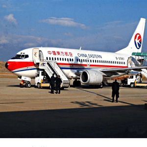 阿鲁科尔沁航空运输航空快运业稳步发展的原因是什么？